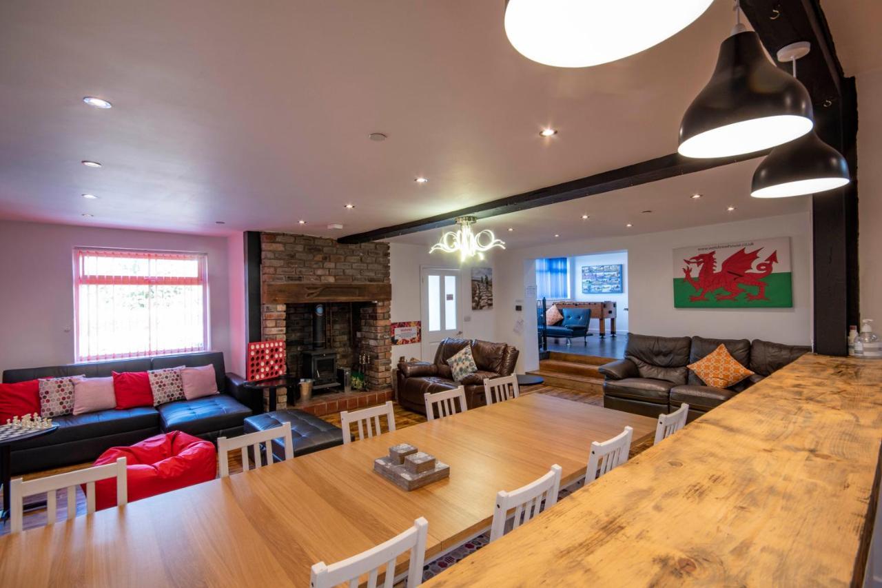 Welsh Row House Apartment Llandegla Luaran gambar