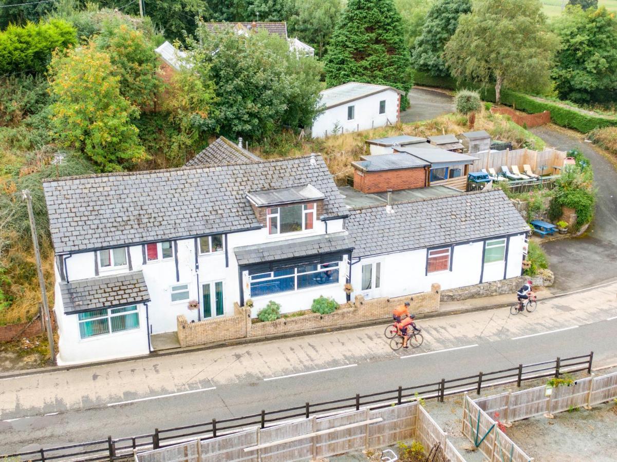 Welsh Row House Apartment Llandegla Luaran gambar