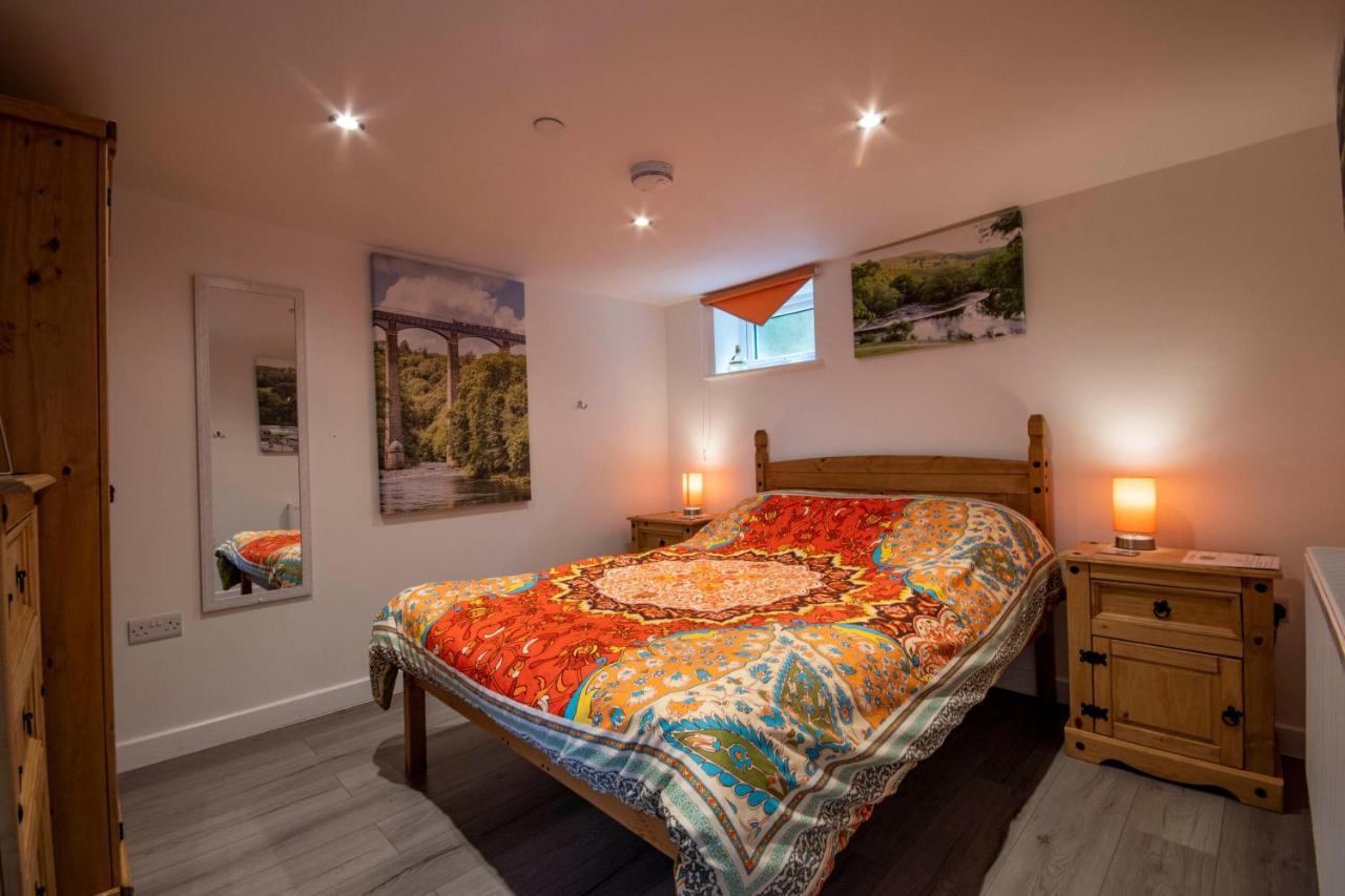 Welsh Row House Apartment Llandegla Luaran gambar