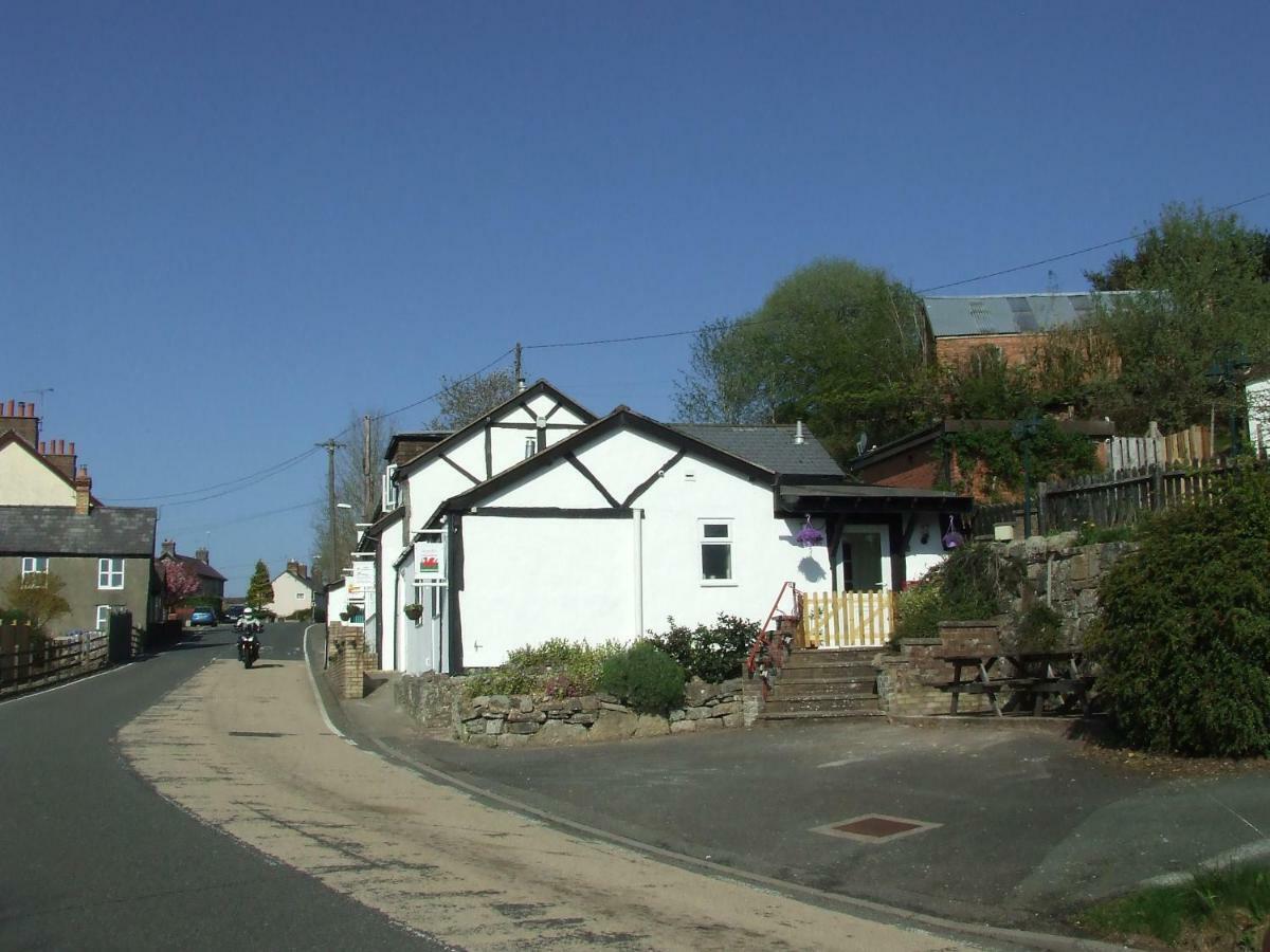 Welsh Row House Apartment Llandegla Luaran gambar